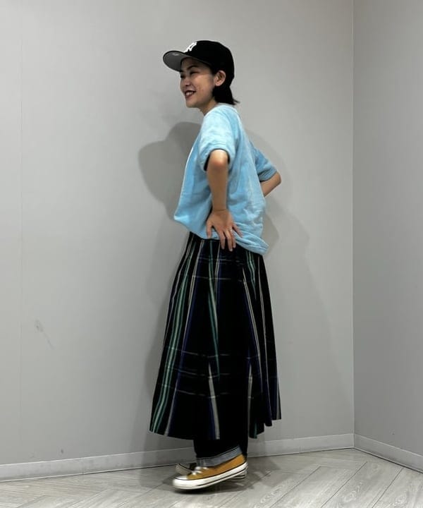 葵さんの「BEAMS WOMEN｜ボーイ ベーシック Tシャツ」を使ったコーディネート