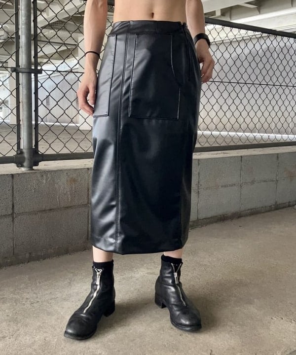 翔さんの「BEAMS WOMEN｜maturely / Fake Leather Work Skirt」を使ったコーディネート