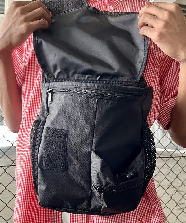 NADEL ナデールさんの「BEAMS WOMEN｜XS BAGGAGE × BEAMS / 別注 BodyBag」を使ったコーディネート