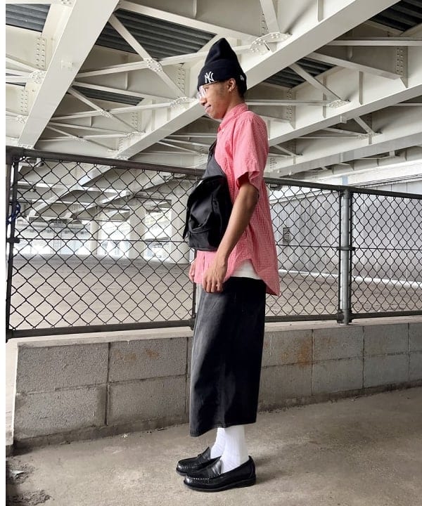 NADEL ナデールさんの「BEAMS WOMEN｜XS BAGGAGE × BEAMS / 別注 BodyBag」を使ったコーディネート