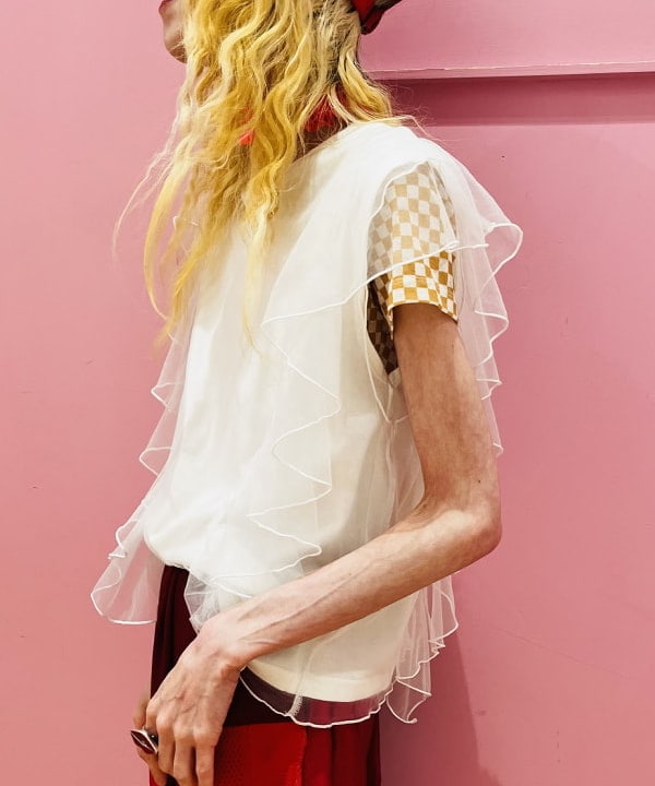 ひるてぃさんの「BEAMS WOMEN｜Ray BEAMS / チュール レイヤー フリル スリーブ Tシャツ」を使ったコーディネート
