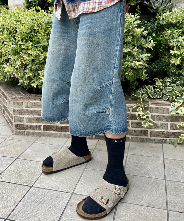 ムファサさんの「BEAMS WOMEN｜BIRKENSTOCK &times; BEAMS / 別注 Zurich BONE PATTERN」を使ったコーディネート
