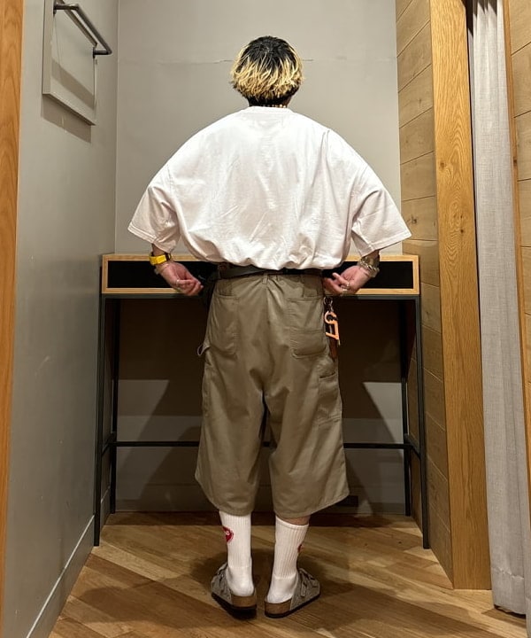 三宅 康平さんの「BEAMS WOMEN｜BIRKENSTOCK × BEAMS / 別注 Zurich BONE PATTERN」を使ったコーディネート