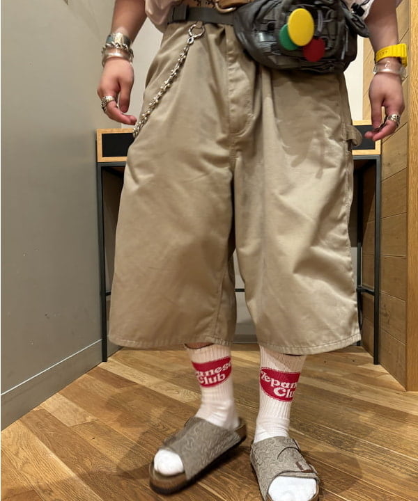 三宅 康平さんの「BEAMS WOMEN｜BIRKENSTOCK × BEAMS / 別注 Zurich BONE PATTERN」を使ったコーディネート