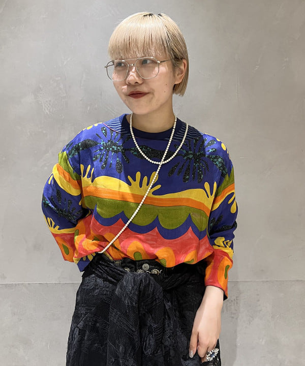 yokoyama shionさんの「BEAMS WOMEN｜ティアドロップ 眼鏡」を使ったコーディネート