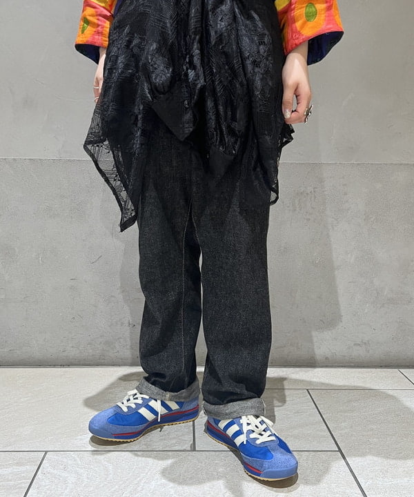 yokoyama shionさんの「BEAMS WOMEN｜ティアドロップ 眼鏡」を使ったコーディネート