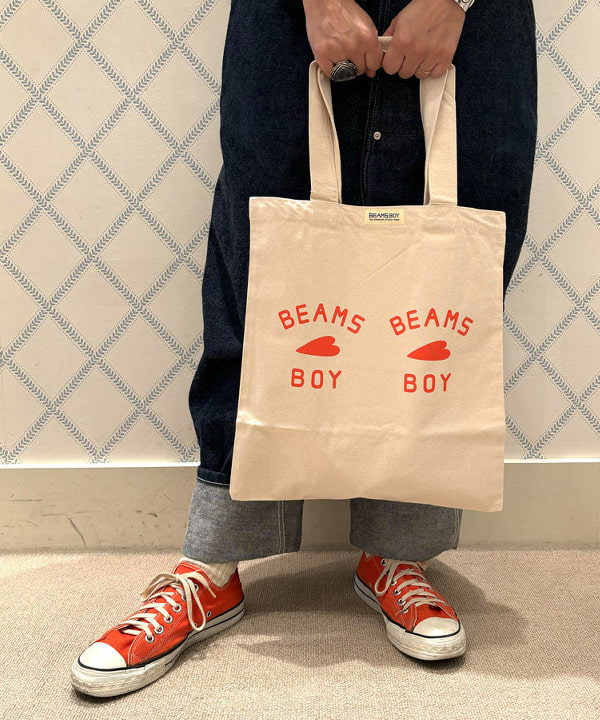 つぼさんの「BEAMS WOMEN｜BEAMS BOY / イレギュラー カット バンダナ」を使ったコーディネート