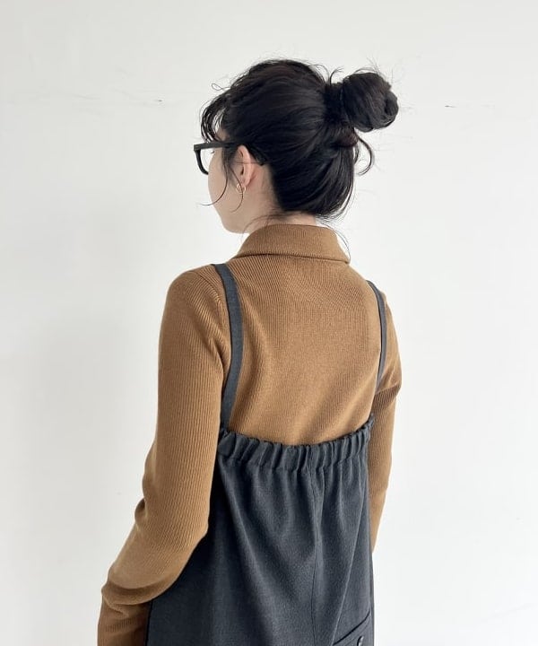 中丸　栞さんの「BEAMS WOMEN｜シアサッカー オールインワン」を使ったコーディネート