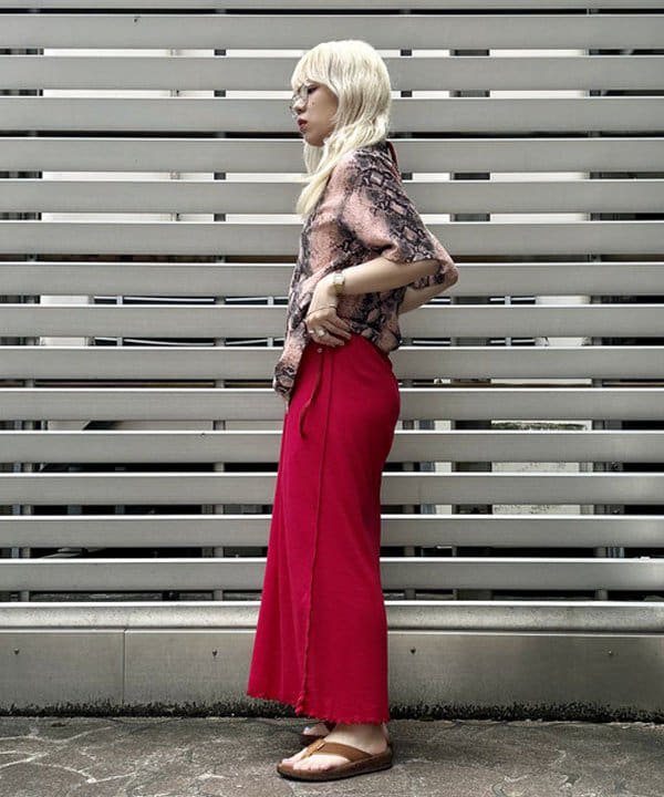 ナツハさんの「BEAMS WOMEN｜BEAMS BOY / GOLDメッキ 0.8mm リング」を使ったコーディネート