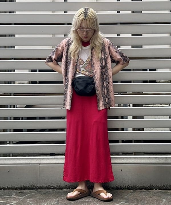 ナツハさんの「BEAMS WOMEN｜BEAMS BOY / GOLDメッキ 0.8mm リング」を使ったコーディネート