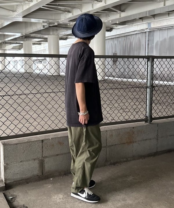 ザキサンさんの「BEAMS WOMEN｜BEAMS / コットン ナイロン オーバーパンツ」を使ったコーディネート