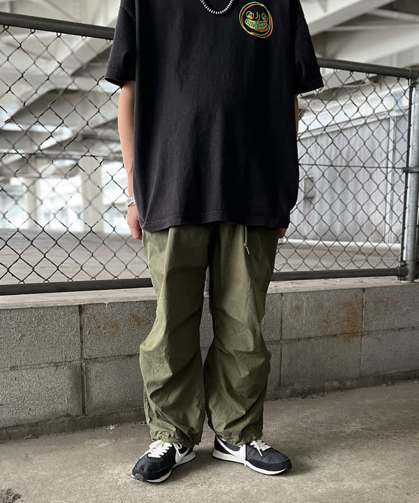 ザキサンさんの「BEAMS WOMEN｜BEAMS / コットン ナイロン オーバーパンツ」を使ったコーディネート