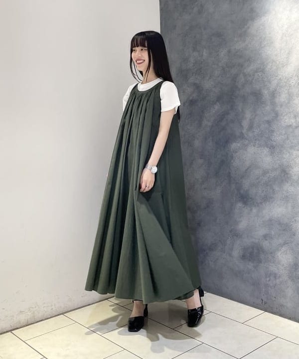高木 菜央さんの「BEAMS WOMEN｜Ray BEAMS / アンクルストラップ パンプス」を使ったコーディネート