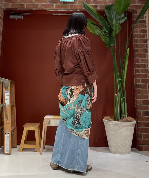 サカサイスズカさんの「BEAMS WOMEN｜maturely / Lawn Gather Stitch Smock」を使ったコーディネート