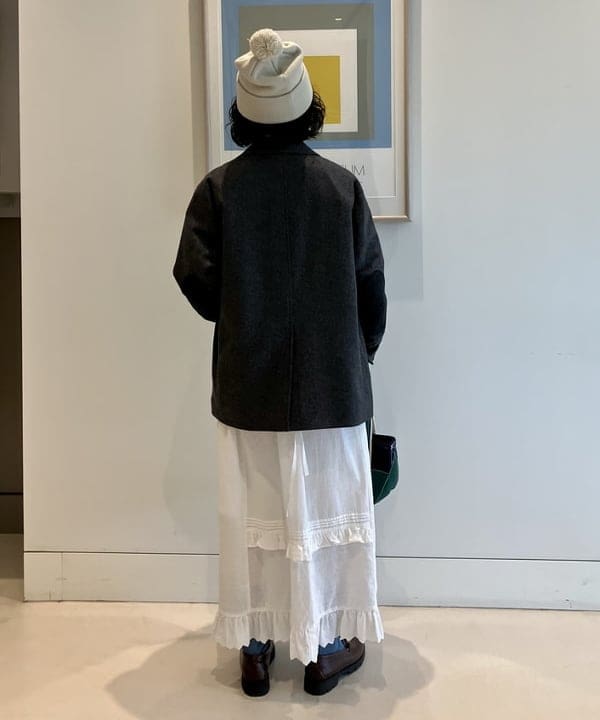 小原 もこさんの「BEAMS WOMEN｜L.L.Bean × BEAMS PLUS ＆ BEAMS BOY / Deep Bottom Deluxe Boat and Tote Mini」を使ったコーディネート