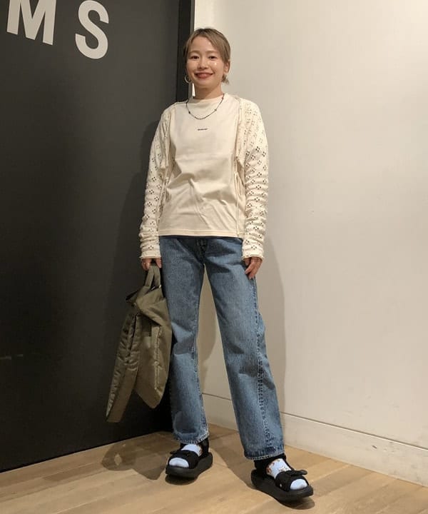 おはぎ(萩原)さんの「BEAMS WOMEN｜orSlow / 別注 No.8 DENIM」を使ったコーディネート