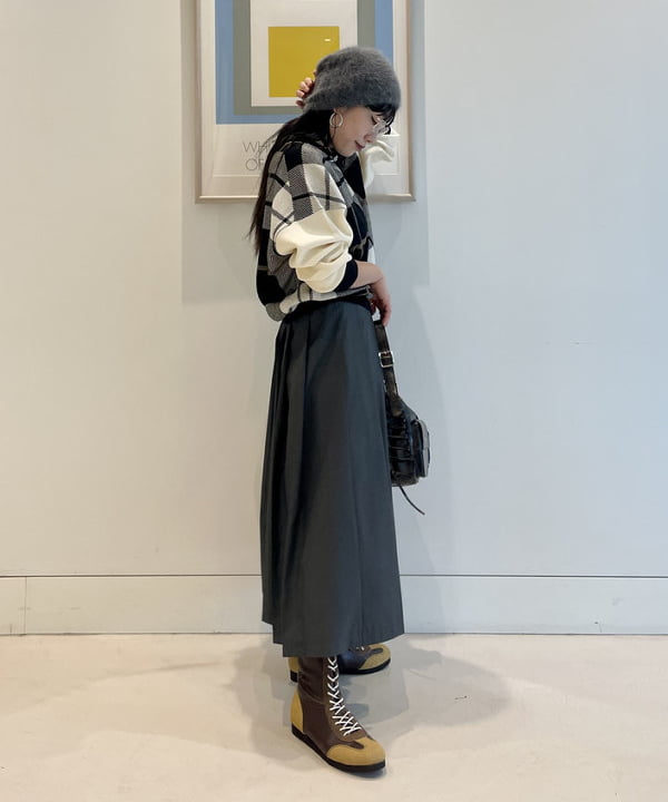 ハルキ　モモナさんの「BEAMS WOMEN｜」を使ったコーディネート