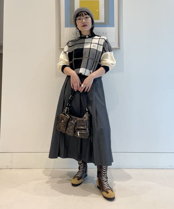 ハルキ　モモナさんの「BEAMS WOMEN｜」を使ったコーディネート