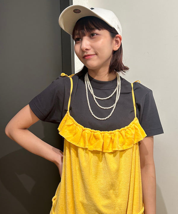 佐藤 亜美さんの「BEAMS WOMEN｜BEAMS BOY / パイル キャミ ワンピース」を使ったコーディネート