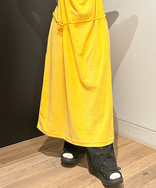 佐藤 亜美さんの「BEAMS WOMEN｜BEAMS BOY / パイル キャミ ワンピース」を使ったコーディネート