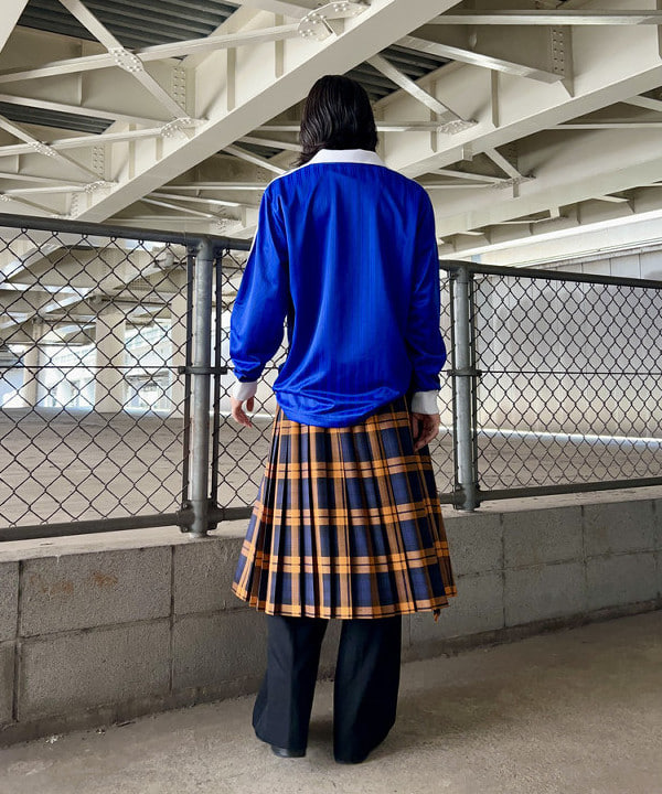 翔さんの「BEAMS WOMEN｜TORY LEATHER &times; BEAMS / 別注 1 Creased Belt」を使ったコーディネート