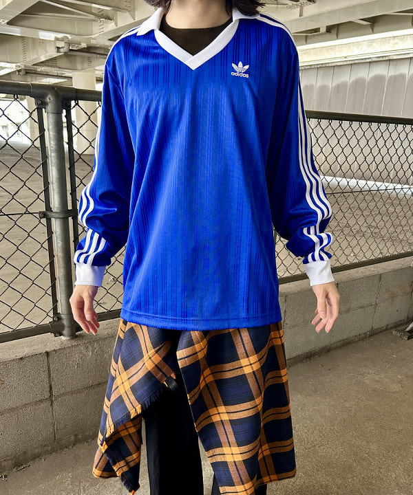 翔さんの「BEAMS WOMEN｜TORY LEATHER &times; BEAMS / 別注 1 Creased Belt」を使ったコーディネート