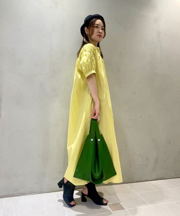 カタヤマ アヤさんの「BEAMS WOMEN｜BEAURE &times; Ray BEAMS / 別注 2WAY バッグ」を使ったコーディネート