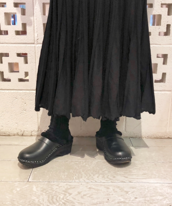 marieさんの「BEAMS WOMEN｜1/2ソリッド リブ ソックス」を使ったコーディネート