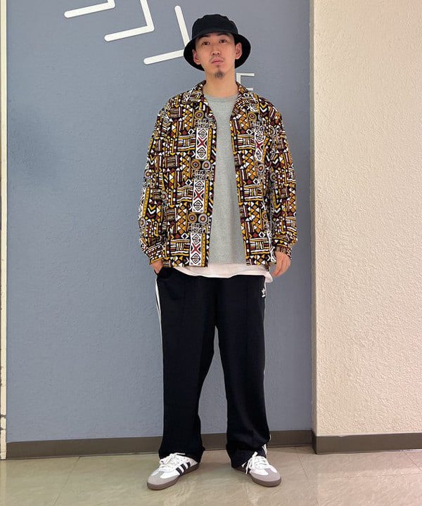 石郷岡 稜さんの「adidas / BAGGY FIT FIREBIRD TRACKPANTS」を使ったコーディネート