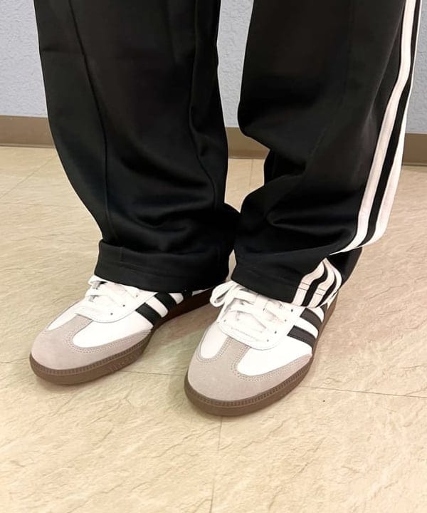 石郷岡 稜さんの「adidas / BAGGY FIT FIREBIRD TRACKPANTS」を使ったコーディネート