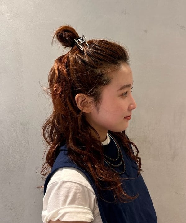 モモさんの「BEAMS WOMEN｜ボーイ ベーシック Tシャツ」を使ったコーディネート