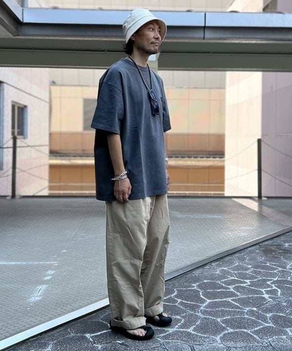 ザキサンさんの「BEAMS WOMEN｜BEAMS / ベーシック バケット ハット」を使ったコーディネート