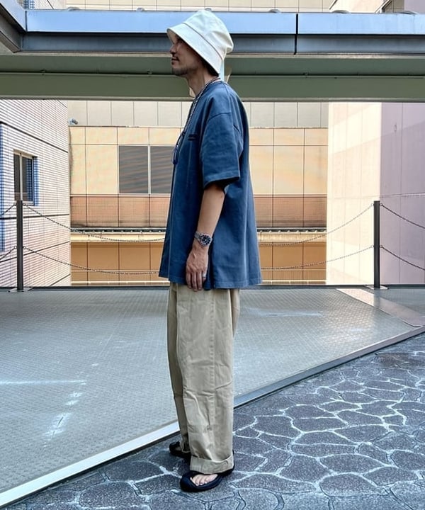 ザキサンさんの「BEAMS WOMEN｜BEAMS / ベーシック バケット ハット」を使ったコーディネート