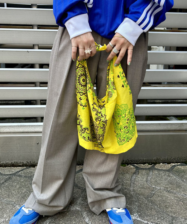 ナツハさんの「BEAMS WOMEN｜maturely / 2Way Stretch Tuck Slacks」を使ったコーディネート