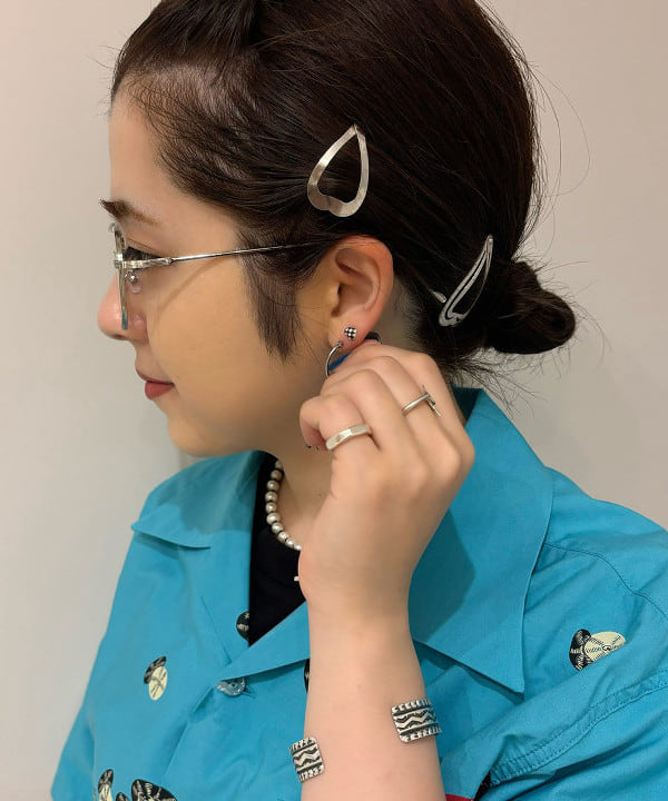 吉野 多恵さんの「BEAMS WOMEN｜BEAMS BOY / イレギュラー バンダナ バッグ」を使ったコーディネート