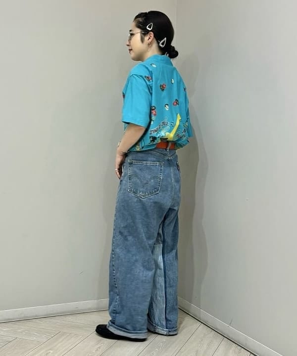 吉野 多恵さんの「BEAMS WOMEN｜BEAMS BOY / イレギュラー バンダナ バッグ」を使ったコーディネート