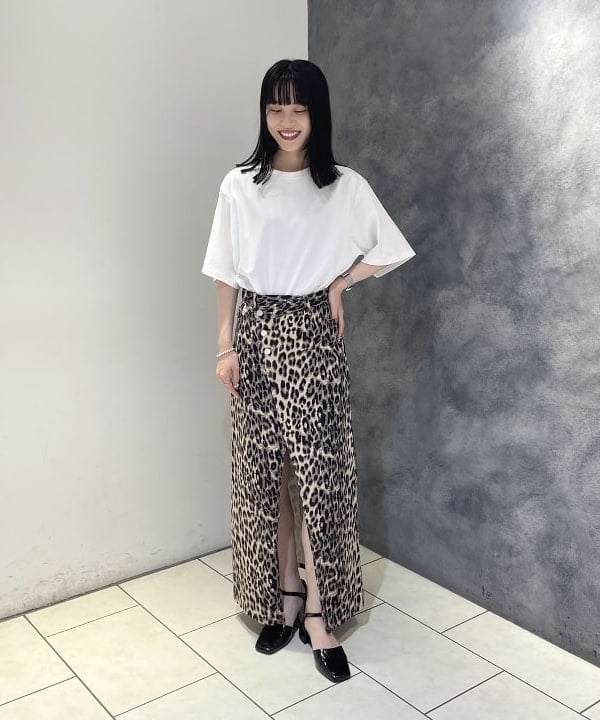 高木 菜央さんの「BEAMS WOMEN｜イントレチャート ショルダーバッグ.」を使ったコーディネート