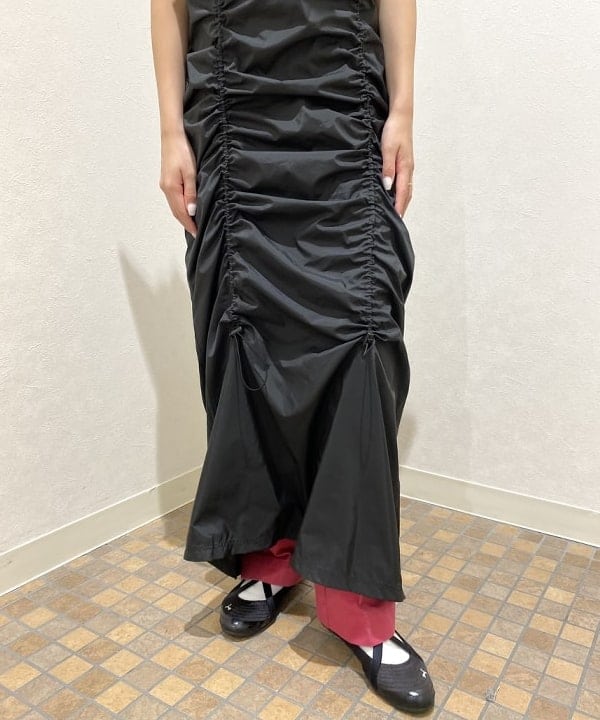 吉田 花さんの「BEAMS WOMEN｜Champion × Ray BEAMS / 別注 ギャザー ノースリーブ ワンピース」を使ったコーディネート