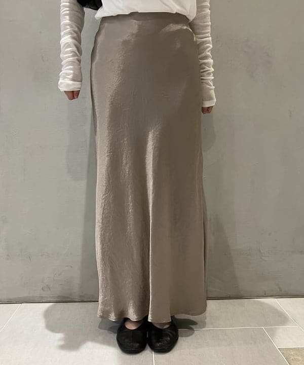 野村 美紅さんの「BEAMS WOMEN｜シアーコットン ロングスリーブ Tシャツ」を使ったコーディネート
