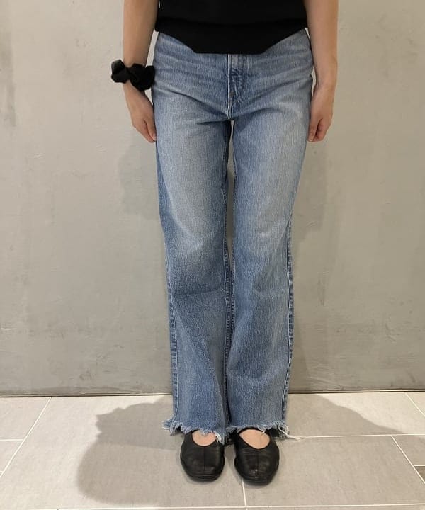 野村 美紅さんの「BEAMS WOMEN｜シンプル ボートネックニット .M」を使ったコーディネート