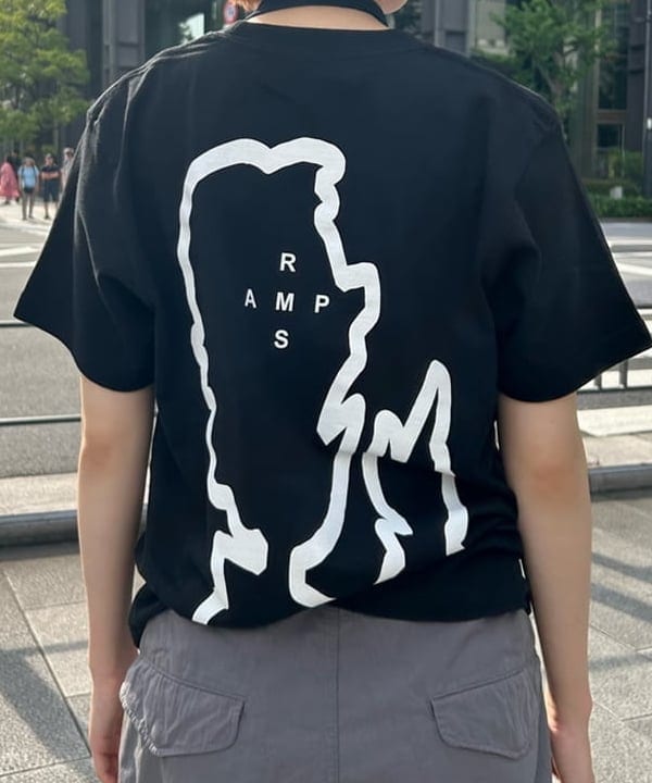 Hazukiさんの「BEAMS WOMEN｜BEAMS / ビッグ 6ポケット カーゴパンツ」を使ったコーディネート