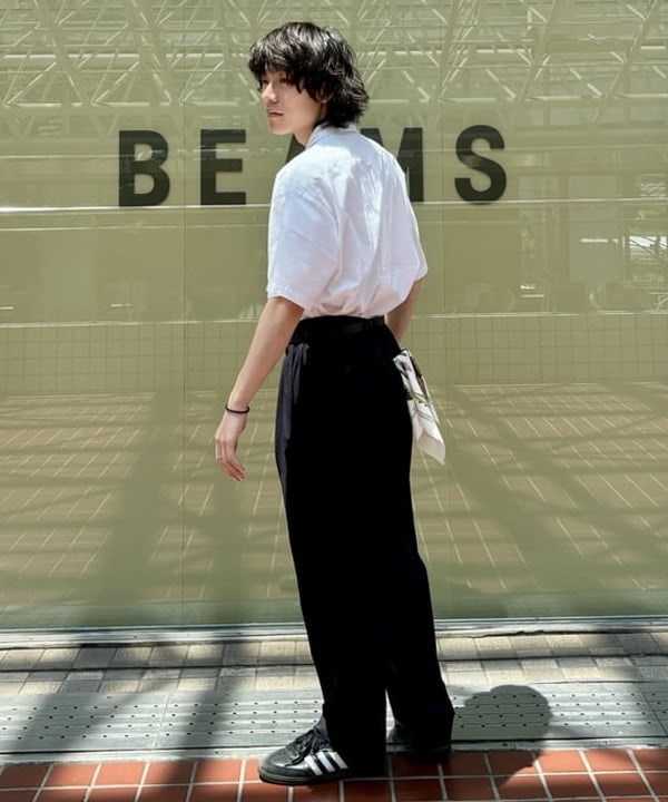 秋元 亮汰さんの「UNIVERSAL OVERALL × BEAMS / 別注 キューバシャツ」を使ったコーディネート