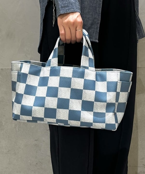 葵さんの「BEAMS WOMEN｜【別注】BUZZ RICKSON'S / シャンブレー ロングスリーブ シャツ」を使ったコーディネート