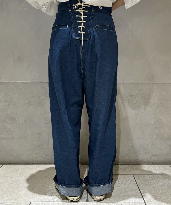 葵さんの「BEAMS WOMEN｜maturely / Lawn Gather Stitch Smock」を使ったコーディネート