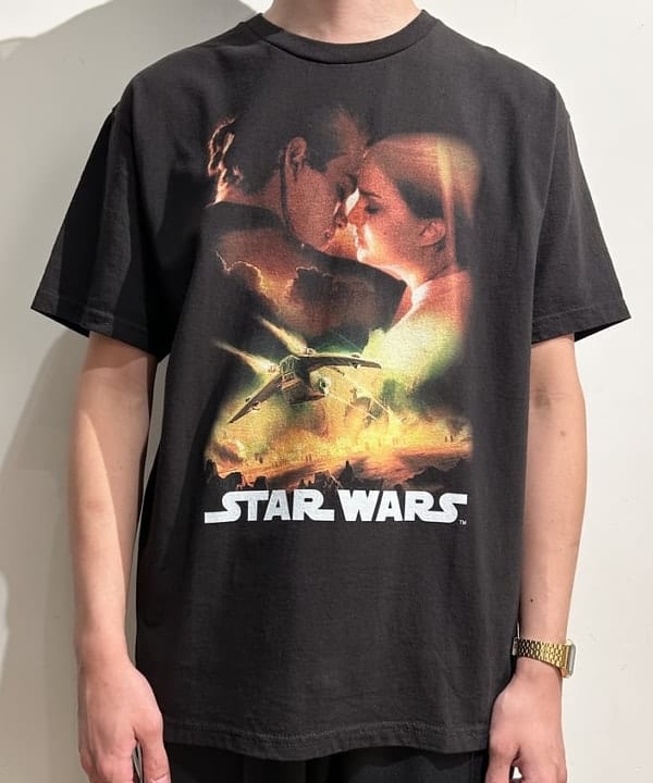 及川 晃さんの「BEAMS WOMEN｜adidas / BAGGY FIT FIREBIRD TRACKPANTS」を使ったコーディネート