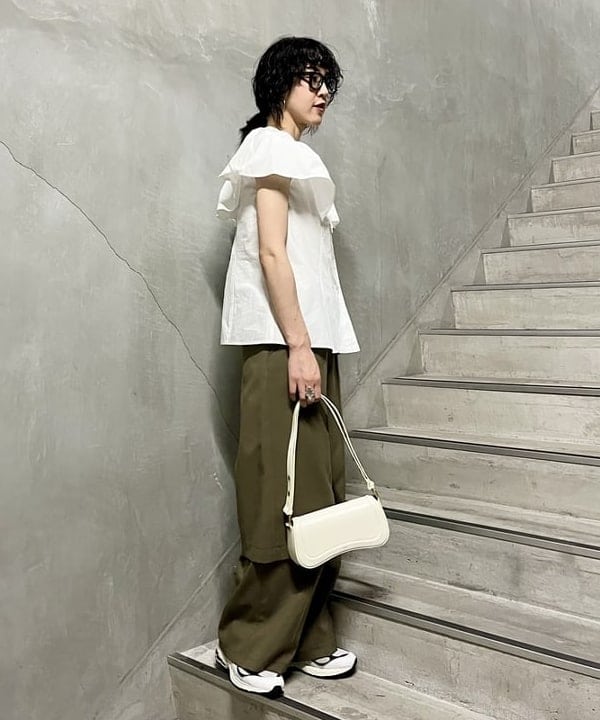 kigoさんの「BEAMS WOMEN｜RBS / ギャザー ビッグカラー シャツ」を使ったコーディネート