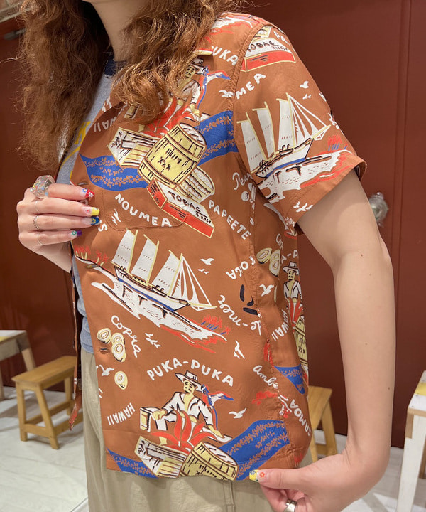 エノモト アミさんの「BEAMS WOMEN｜BIRKENSTOCK × BEAMS / 別注 Zurich BONE PATTERN」を使ったコーディネート