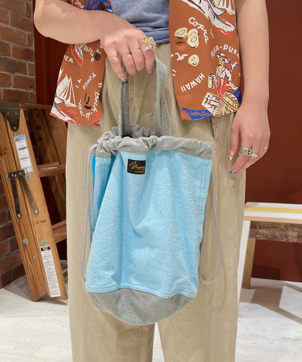 エノモト アミさんの「BEAMS WOMEN｜BIRKENSTOCK × BEAMS / 別注 Zurich BONE PATTERN」を使ったコーディネート
