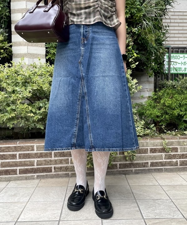 あさまつ はづきさんの「BEAMS WOMEN｜スクエア ボストンバッグ」を使ったコーディネート