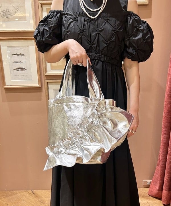 庭野 優紀さんの「」を使ったコーディネート